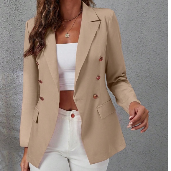 Classic Solid Button Minimalist Blazer - Picture 2 of 11